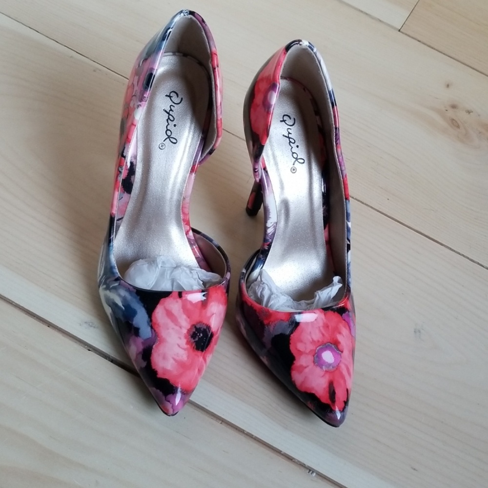Floral Qupid heel shoes